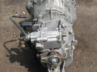 КПП механическая (МКПП), ориг. номер 711.620, A9022600500, Mercedes Sprinter W