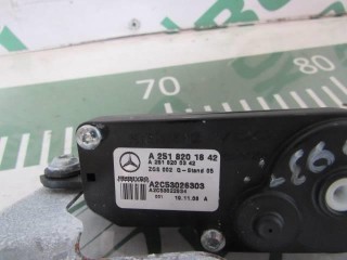 Моторчик открывания кузовного стекла, ориг. номер A2518201842, Mercedes R W251