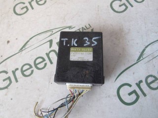 Блок управления, ориг. номер 88650-06100, Toyota Camry V40