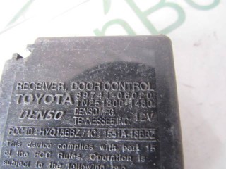 Блок управления центральным замком, ориг. номер 8974106020, Toyota Camry V40