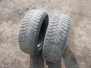 Шины к-кт, ориг. номер 23560R17, Mercedes R W251 2005-2007