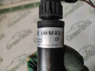 Насос омывателя, ориг. номер A0008604826, Mercedes Sprinter W