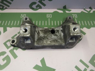 Кронштейн КПП, ориг. номер A2112420340, Mercedes GLK X204 2008-2012