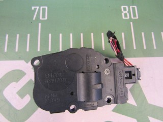 Моторчик заслонки печки, ориг. номер EFB330, Mercedes S W221 2005-2009