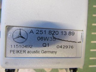 Усилитель антенны, ориг. номер A2518201389, Mercedes R W251 2005-2007