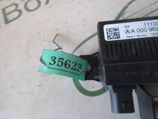Реле (прочие), ориг. номер A0009822023, Mercedes ML W166 2011-2015