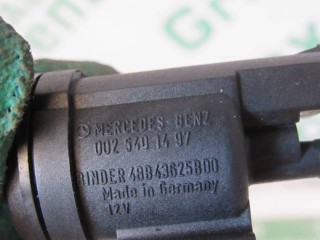 Клапан воздушный, ориг. номер A0025401497, Mercedes E W210 1999-2002