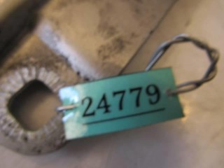 Петля капота правая, ориг. номер A2518800228, Mercedes R W251 2005-2007