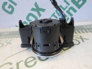 Переключатель света фар, ориг. номер A2129050551, Mercedes A W176 2012-2015