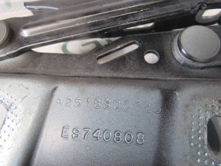 Петля капота левая, ориг. номер A2518800128, Mercedes R W251