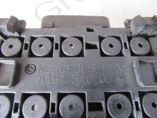 Блок предохранителей, ориг. номер A1645400350, Mercedes R W251