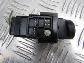 Кнопка аварийной сигнализации, ориг. номер 157962, Toyota Matrix 2002-2004