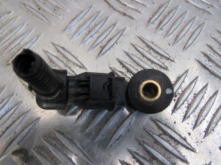 Датчик детонации, ориг. номер 55563372, Opel Astra J 2009-2012