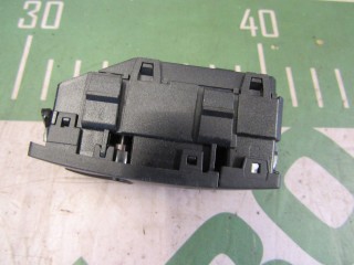 Кнопка аварийной сигнализации, ориг. номер A2128207210, Mercedes E W212 2009-2013
