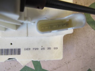 Замок двери передней левой, ориг. номер A1697202535, Mercedes ML W164 2005-2008
