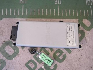 Усилитель антенны, ориг. номер A2518201389, Mercedes ML W164 2005-2008