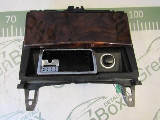 Пепельница передняя, ориг. номер A2046800179, Mercedes E C207 2009-2013
