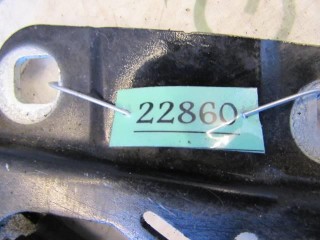 Петля капота левая, ориг. номер A2518800128, Mercedes R W251 2005-2007