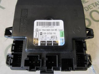 Блок управления двери, ориг. номер A1648200485, Mercedes R W251 2005-2007