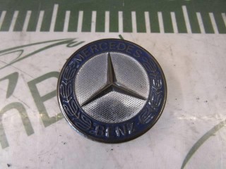 Эмблема, ориг. номер A2048170616, Mercedes C W204 2007-2011