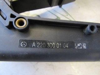 Педаль газа, ориг. номер A2203000104, Mercedes CL W216 рестайлинг 2006-2010