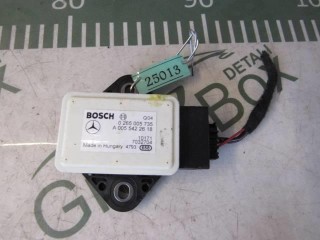 Датчик ускорения, ориг. номер A0055422618, Mercedes C W204 2007-2011