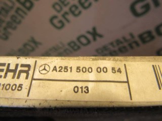 Радиатор кондиционера, ориг. номер A2515000054, Mercedes GL X164 2006-2009