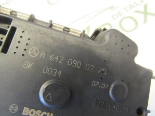 Заслонка дроссельная, ориг. номер A6420900270, Mercedes CLS W219 2004-2008