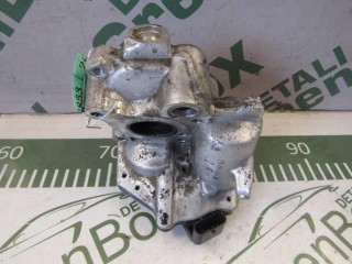 Заслонка дроссельная, ориг. номер A6510900370, Mercedes A W176