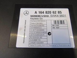 Блок управления бесключевым доступом, ориг. номер A1648206285, Mercedes ML W164 2005-2008