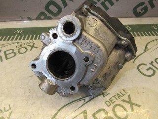 Клапан EGR, ориг. номер A6511400460, Mercedes E C207 2009-2013