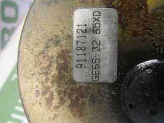Насос гидроусилителя руля, ориг. номер GE6S3265XD, Mazda 323 (BJ) 1998-2001