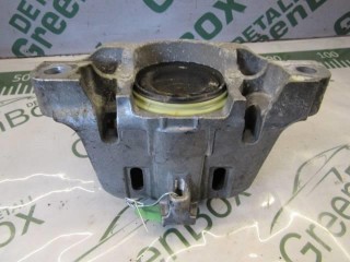 Подушка КПП левая, ориг. номер A2462400217, Mercedes A W176 2012-2015