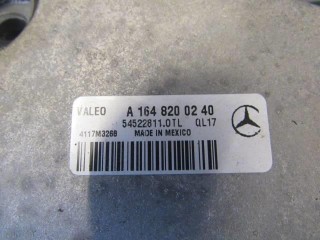 Трапеция стеклоочистителей, ориг. номер A1648200240, Mercedes ML W164 2008-2011