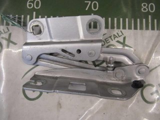 Петля капота левая, ориг. номер A2518800128, Mercedes R W251