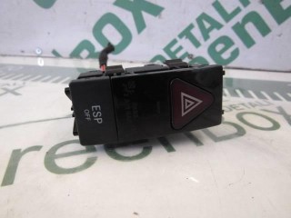 Кнопка аварийной сигнализации, ориг. номер A2048706858, Mercedes GLK X204 2008-2012