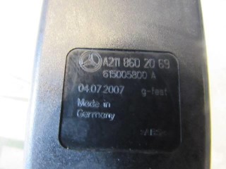 Замок ремня безопасности, ориг. номер A2118602069, Mercedes CLS W219 1 поколение 2004-2008