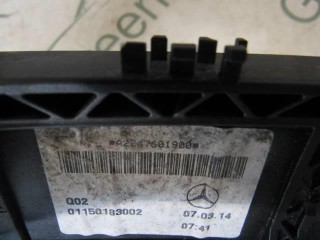 Ручка двери задней наружная левая, ориг. номер A2047601900, Mercedes GLA X156 2013-2017