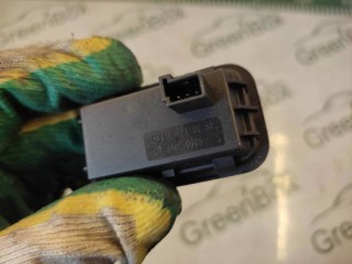 Кнопка открывания багажника, ориг. номер A2128210651, Mercedes GL X164 2009-2012