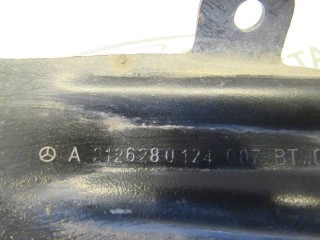 Распорка стоек, ориг. номер A2126280124, Mercedes CLS W218 1 поколение 2010-2014