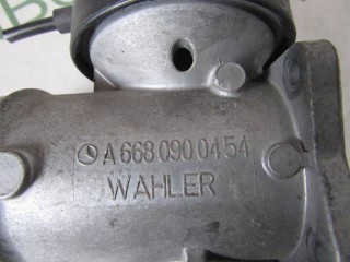 Клапан EGR, ориг. номер A6680900454, Mercedes VANEO 2001-2005