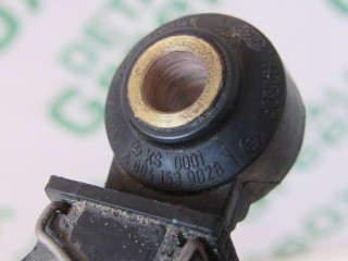 Датчик детонации, ориг. номер A0041539028, Mercedes E W211