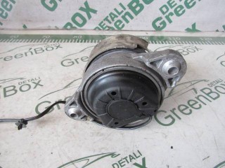 Подушка крепления двигателя, ориг. номер A2042403617, Mercedes C W204 2011-2015