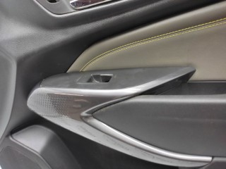 Обшивка двери передней правой(дверная карта), Chevrolet Trax 2023-2026