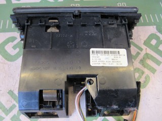 Пепельница передняя, ориг. номер A1648100130, Mercedes ML W164 2005-2008