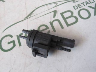 Клапан воздушный, ориг. номер A0025401497, Mercedes C W203 2000-2004