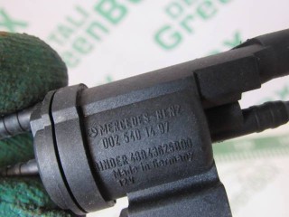 Клапан воздушный, ориг. номер A0025401497, Mercedes C W203 2000-2004