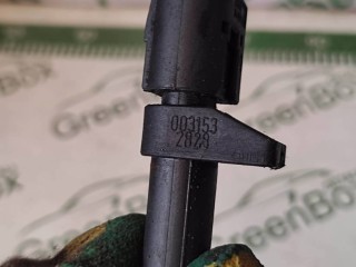 Датчик коленвала, ориг. номер A0031532828, Mercedes Vito W639 2003-2010