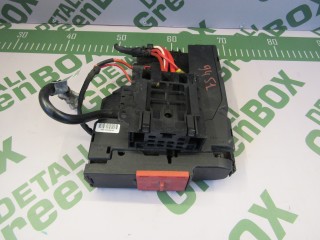 Блок предохранителей, ориг. номер A2075400240, Mercedes C W204 2007-2011