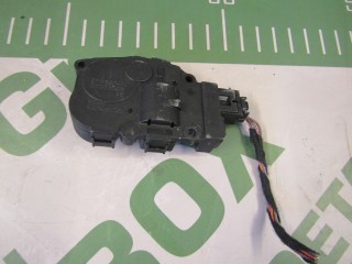Моторчик заслонки печки, ориг. номер EFB330, Mercedes E W212 2009-2013